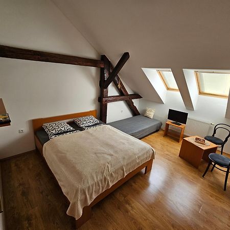 Penzion Podzámčí Jaroslavice  Esterno foto